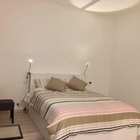 21 Apartment